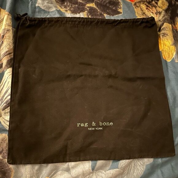 Rag & Bone New York Black Dust Bag 15x15 New - Picture 1 of 1
